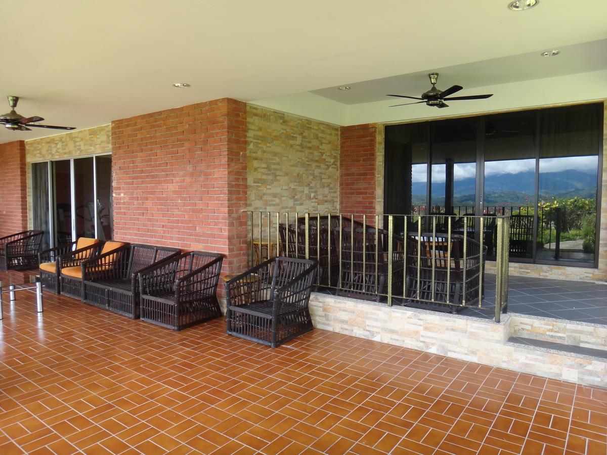 Sabah Tea Resort Ранау Экстерьер фото